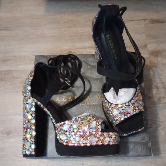 NIB Azalea Wang Brit Square Toe Strappy Platform Heel - Picture 10 of 16